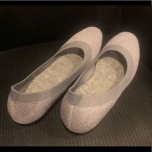 Rarely worn Allbird slippers